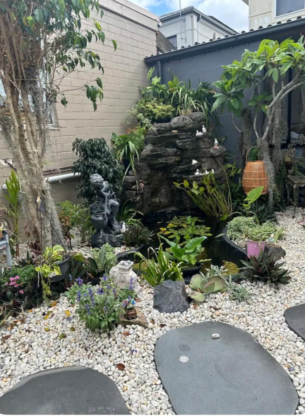Garden * Sydney
